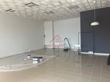 Escritório para Arrendamento em Santa Maria, São Pedro e Matacães
