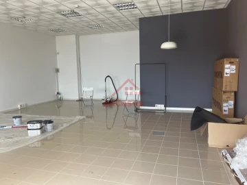 Escritório para Arrendamento em Santa Maria, São Pedro e Matacães