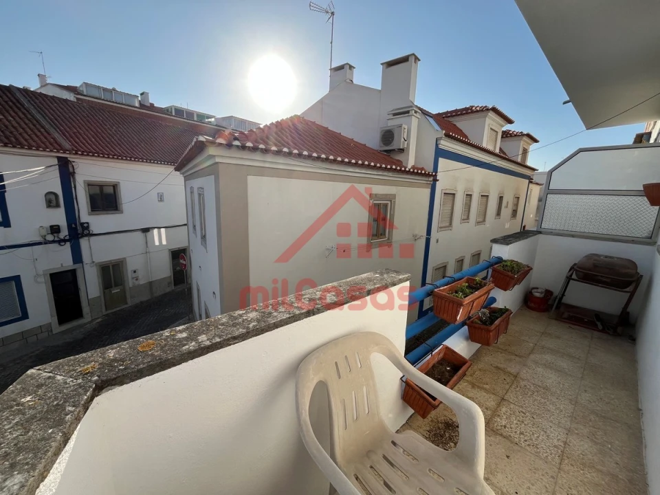 Apartamento T3 para Arrendamento em Ericeira Foto 1