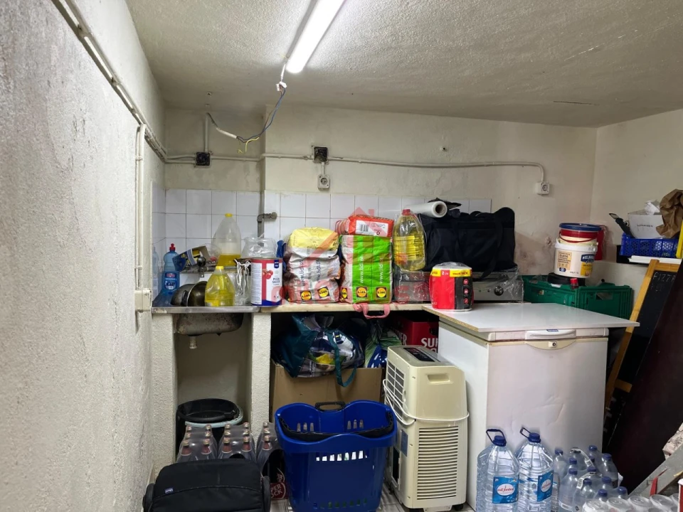 Loja para Venda em Areeiro Foto 21