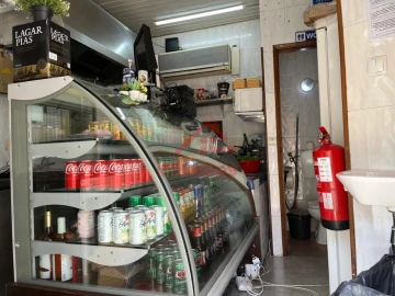 Loja para Venda em Areeiro