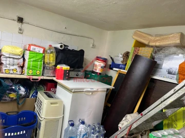 Loja para Venda em Areeiro