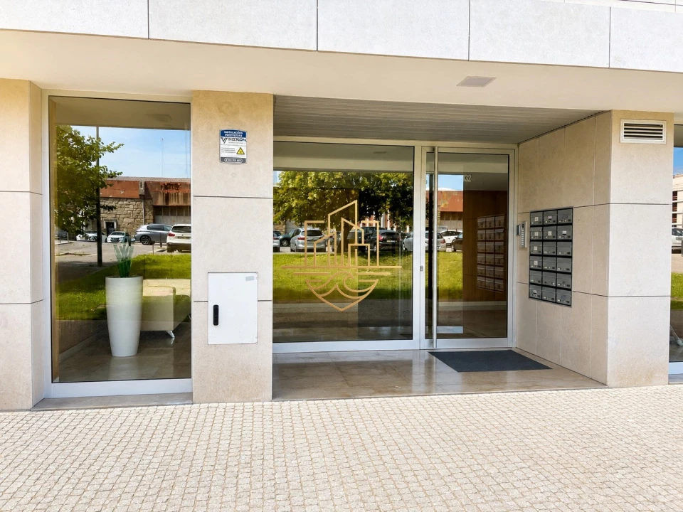 Apartamento T4 para Venda em Matosinhos e Leça da Palmeira Foto 3