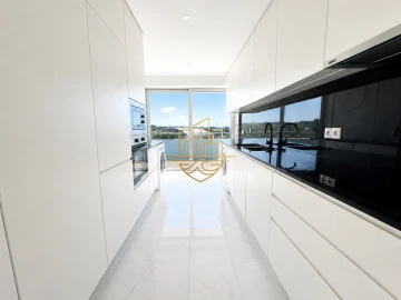 Apartamento T4 para Venda em Matosinhos e Leça da Palmeira