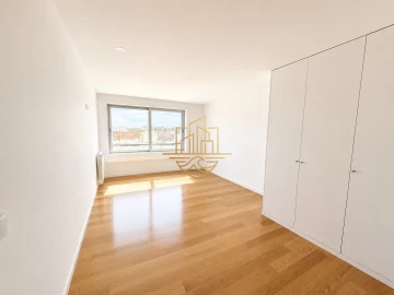 Apartamento T4 para Venda em Matosinhos e Leça da Palmeira