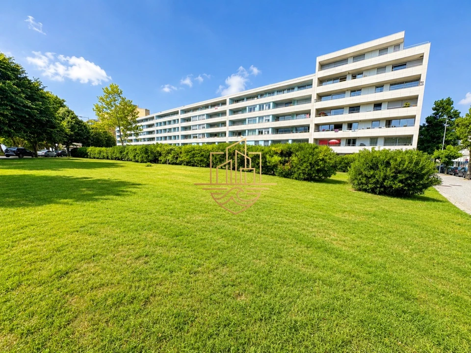 Apartamento T4 para Venda em Matosinhos e Leça da Palmeira Foto 1