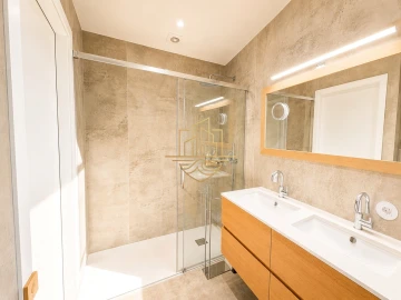 Apartamento T3 para Venda em Aldoar, Foz do Douro e Nevogilde