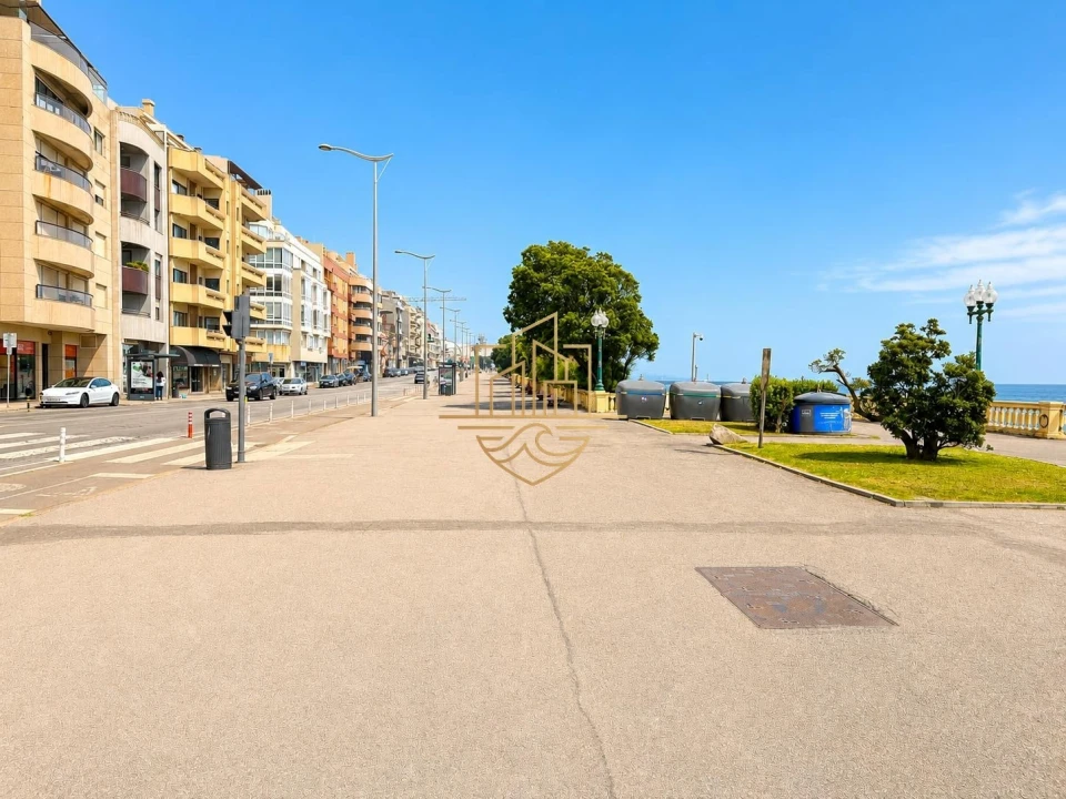 Apartamento T3 para Venda em Aldoar, Foz do Douro e Nevogilde Foto 24