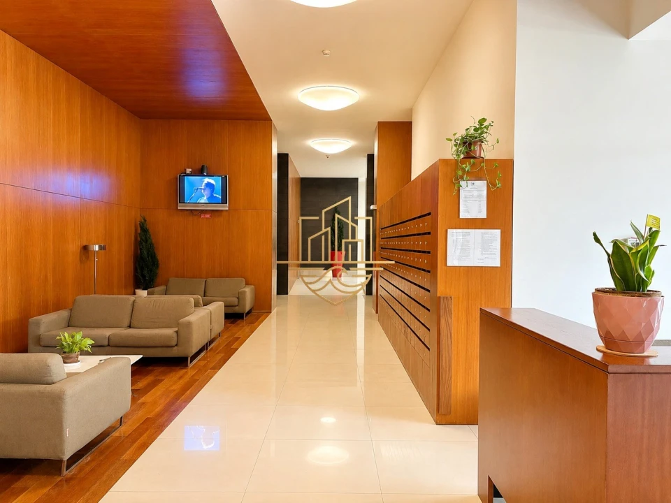 Apartamento T0 para Venda em Campanhã Foto 2