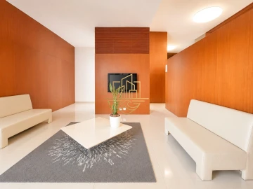 Apartamento T0 para Venda em Campanhã