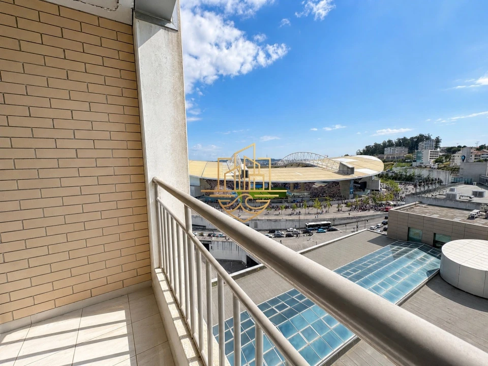Apartamento T0 para Venda em Campanhã Foto 8