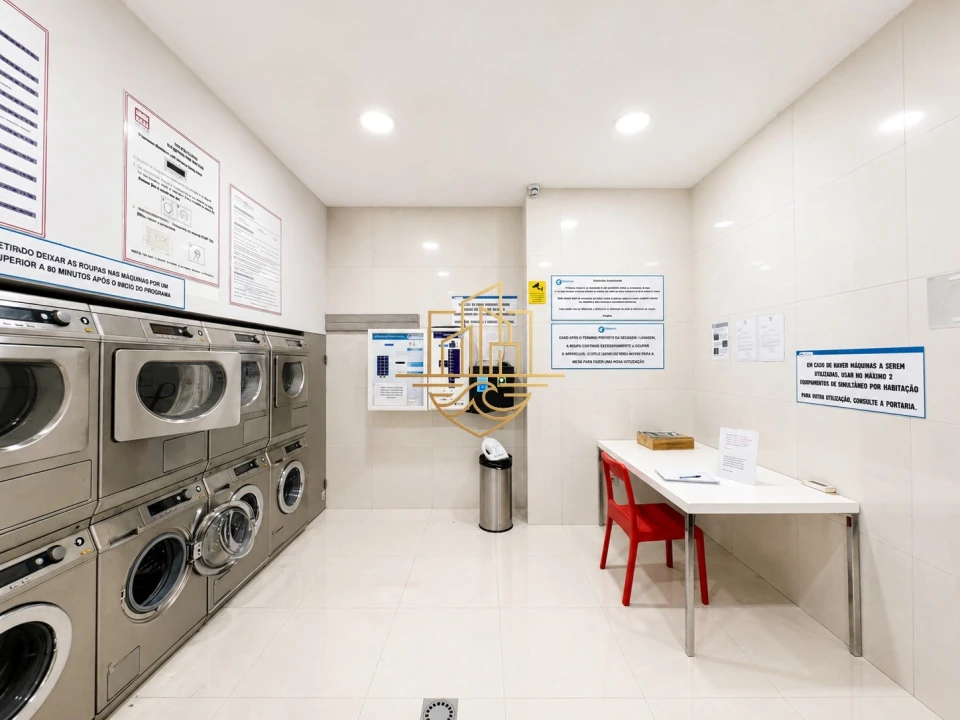 Apartamento T0 para Venda em Campanhã Foto 32