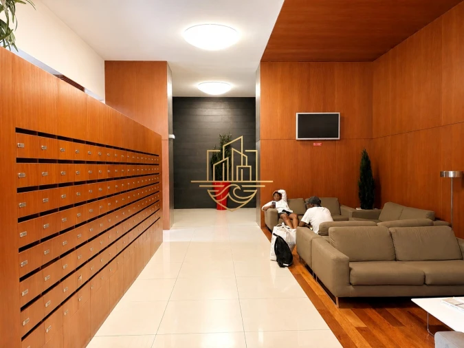 Apartamento T0 para Venda em Campanhã Foto 3