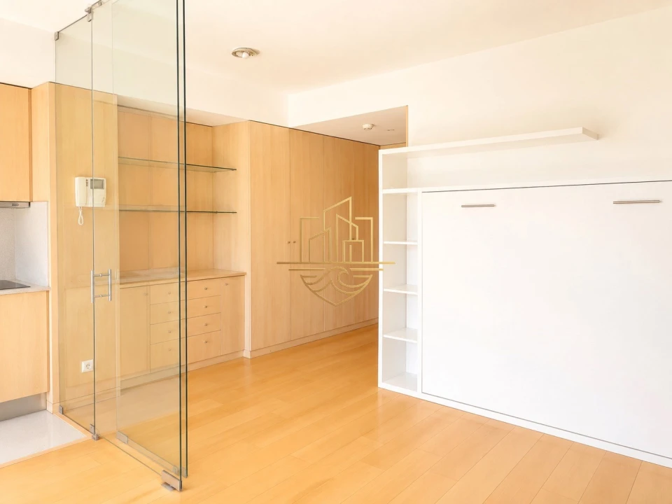 Apartamento T0 para Venda em Campanhã Foto 10