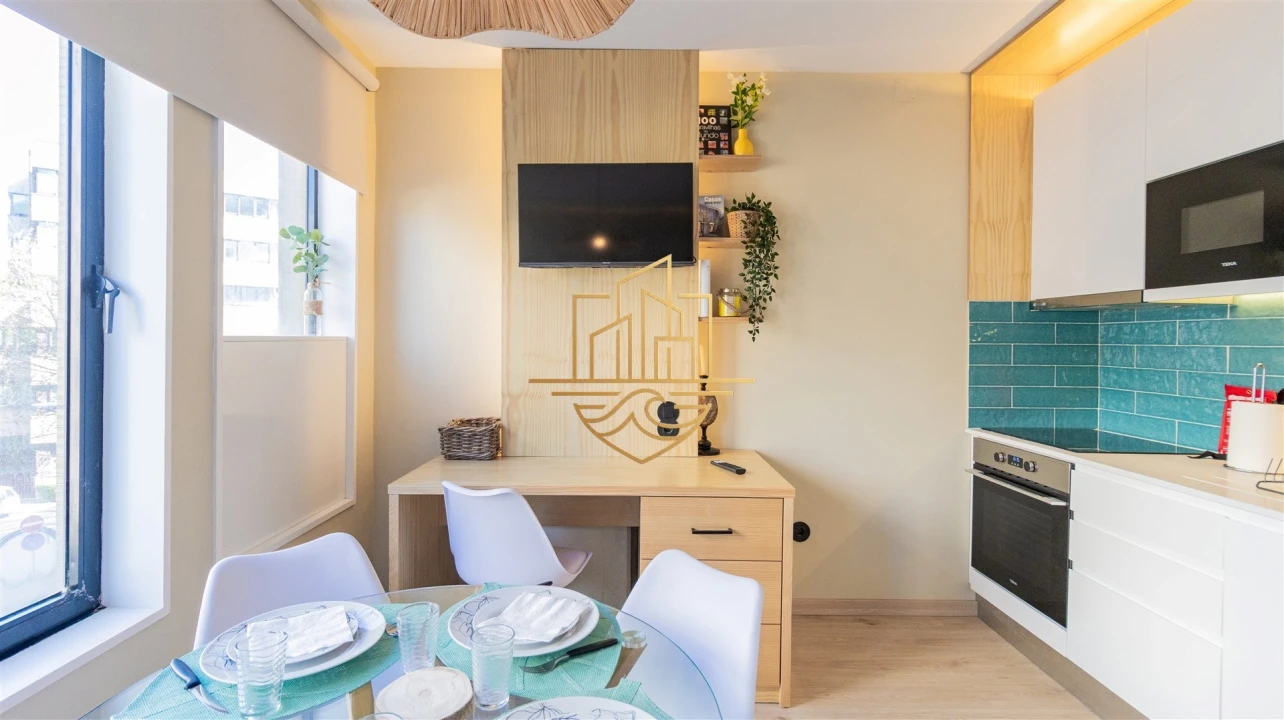Apartamento T0 para Venda em Cedofeita, Santo Ildefonso, Sé, Miragaia, São Nicolau e Vitória Foto 14