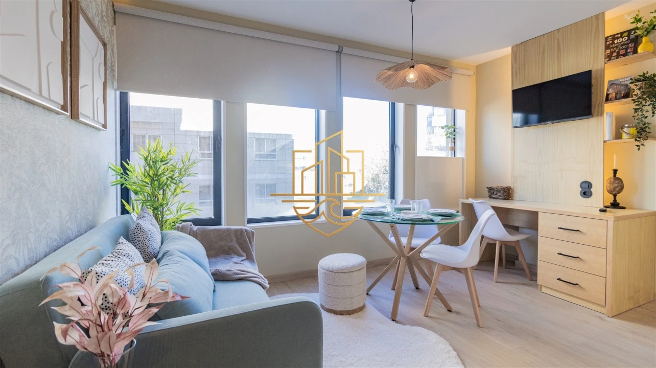 Apartamento T0 para Venda em Cedofeita, Santo Ildefonso, Sé, Miragaia, São Nicolau e Vitória Foto 4