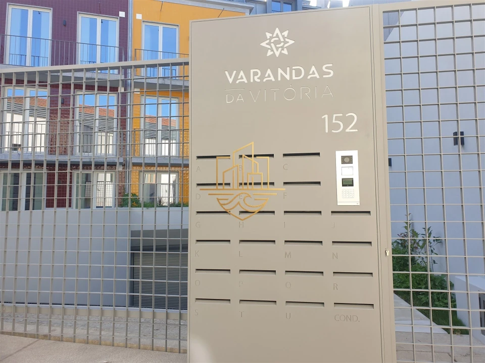 Apartamento T1 para Venda em Cedofeita, Santo Ildefonso, Sé, Miragaia, São Nicolau e Vitória Foto 2