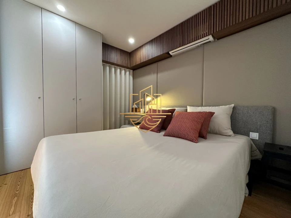 Apartamento T1 para Venda em Cedofeita, Santo Ildefonso, Sé, Miragaia, São Nicolau e Vitória Foto 18