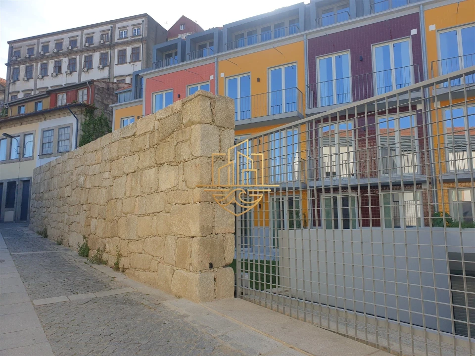 Apartamento T1 para Venda em Cedofeita, Santo Ildefonso, Sé, Miragaia, São Nicolau e Vitória Foto 1