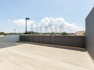 Moradia T4 para Venda em Caparica e Trafaria