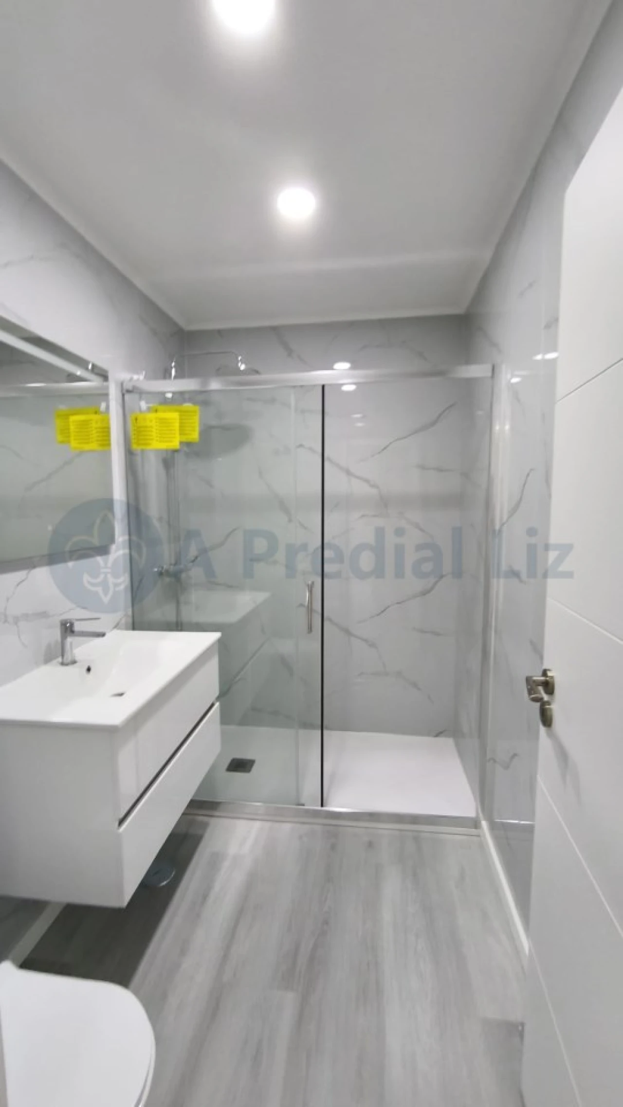Apartamento T2 para Venda em Corroios Foto 4