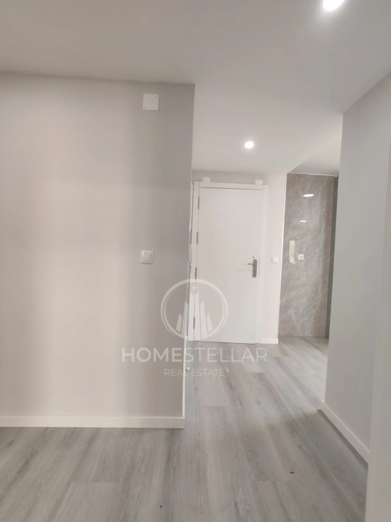 Apartamento T2 para Venda em Corroios Foto 31