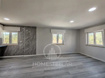 Apartamento T2 para Venda em Corroios