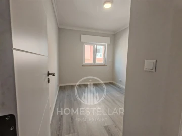 Apartamento T2 para Venda em Corroios