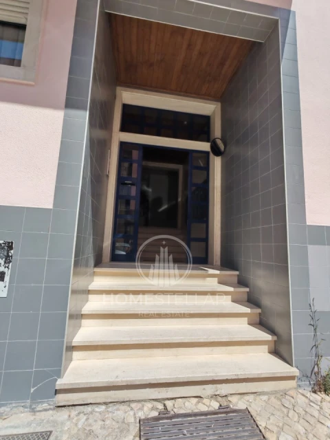 Apartamento T2 para Venda em Corroios