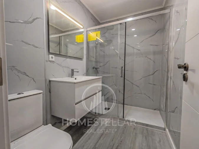 Apartamento T2 para Venda em Corroios Foto 21