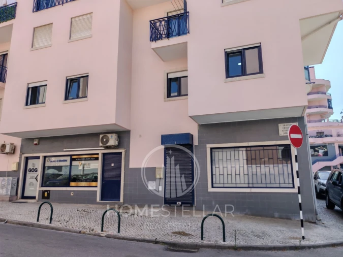 Apartamento T2 para Venda em Corroios Foto 35