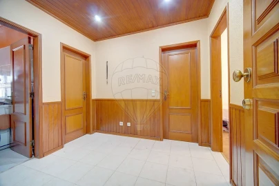 Apartamento T2 para Venda em Gambia-Pontes-Alto da Guerra