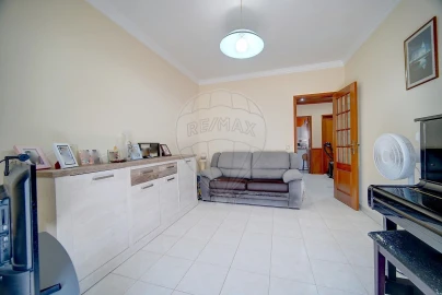 Apartamento T2 para Venda em Gambia-Pontes-Alto da Guerra