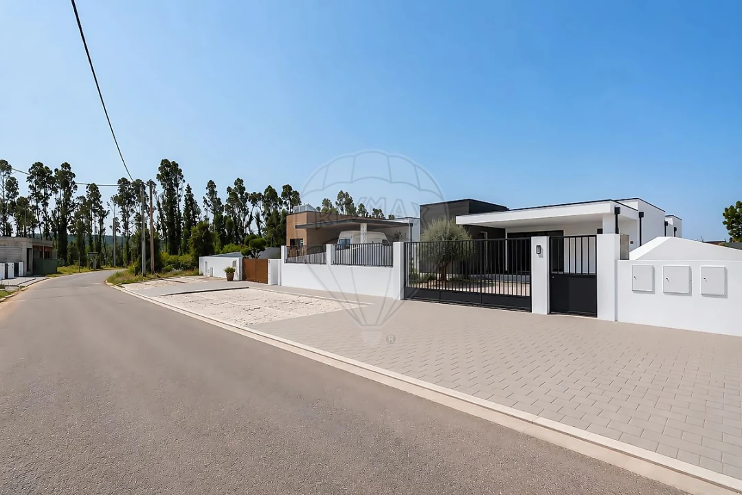Moradia T3 para Venda em Souto da Carpalhosa e Ortigosa Foto 3