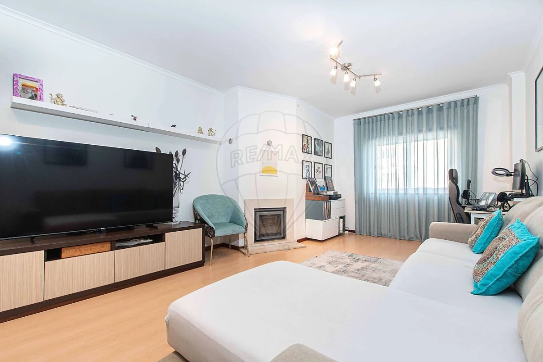 Apartamento T2 para Venda em Alenquer (Santo Estêvão e Triana) Foto 5