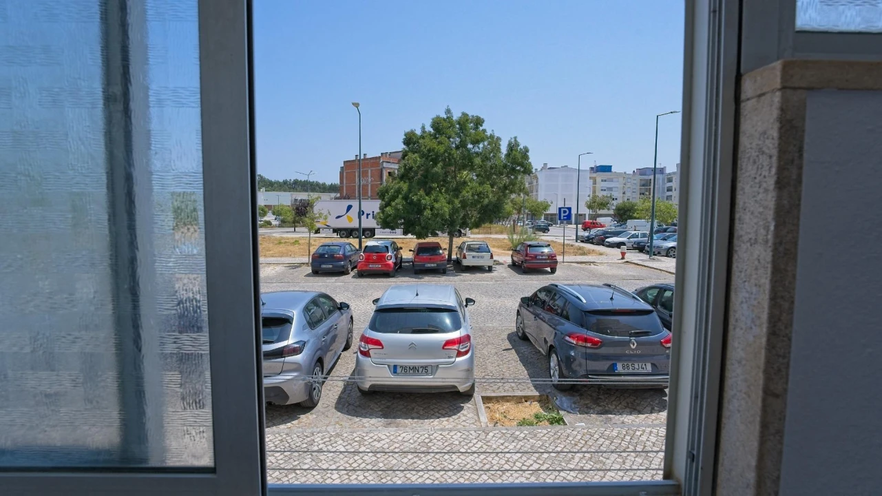 Apartamento T2 para Venda em Rio Maior Foto 14