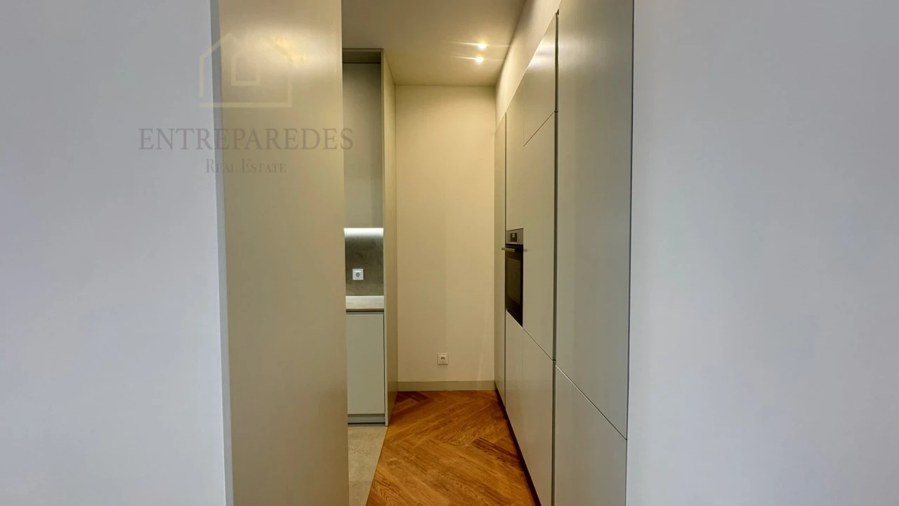 Apartamento T3 para Venda em Cedofeita, Santo Ildefonso, Sé, Miragaia, São Nicolau e Vitória Foto 32