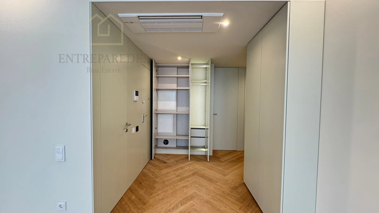 Apartamento T3 para Venda em Cedofeita, Santo Ildefonso, Sé, Miragaia, São Nicolau e Vitória Foto 41