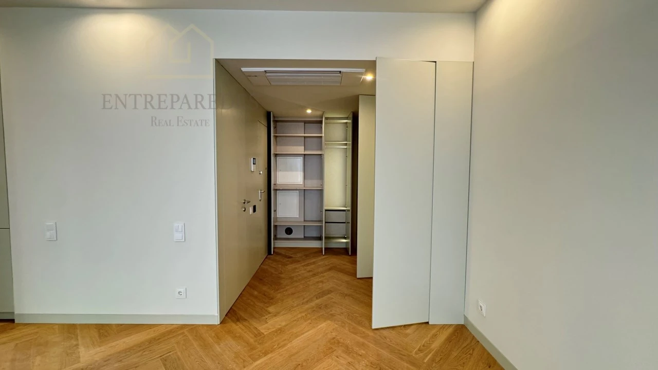 Apartamento T3 para Venda em Cedofeita, Santo Ildefonso, Sé, Miragaia, São Nicolau e Vitória Foto 42