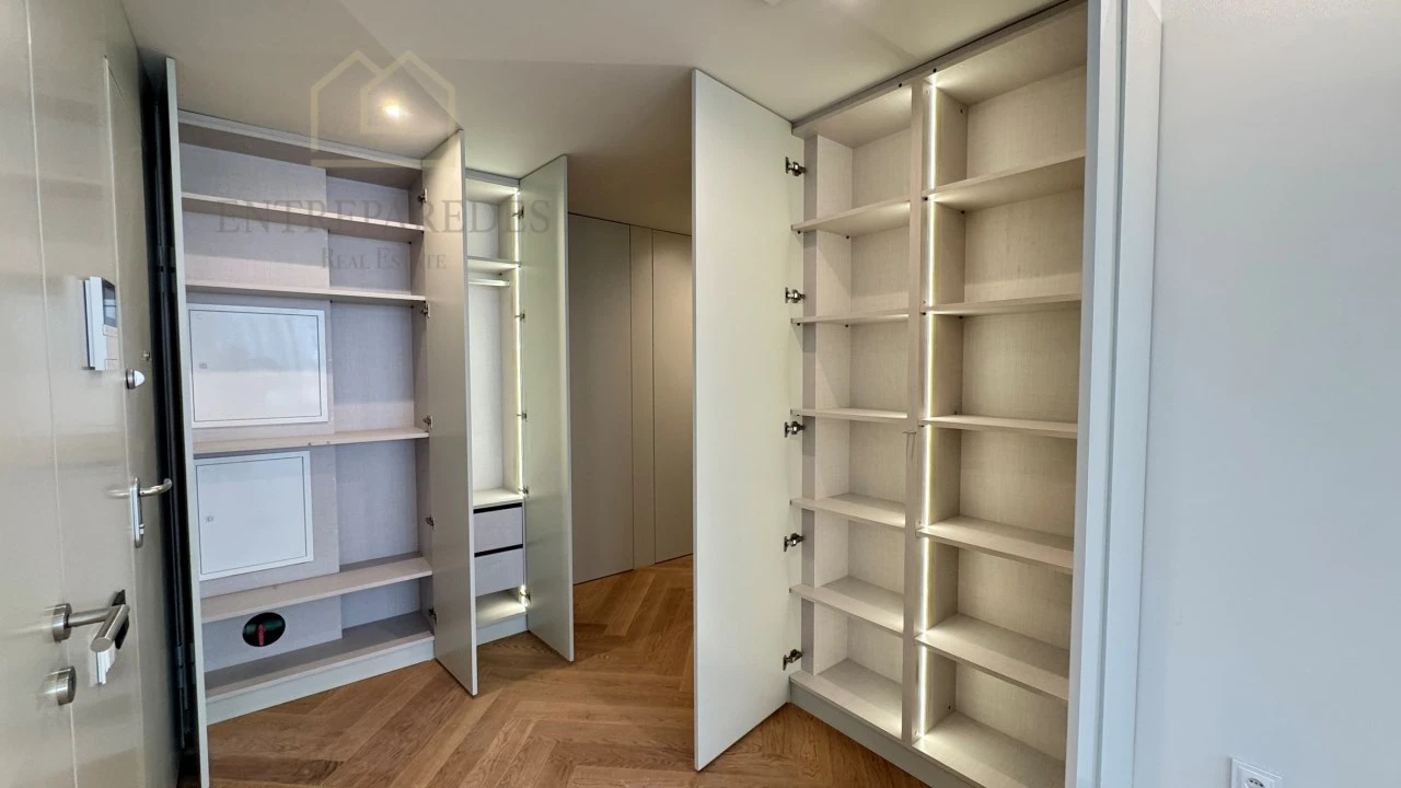 Apartamento T3 para Venda em Cedofeita, Santo Ildefonso, Sé, Miragaia, São Nicolau e Vitória Foto 43
