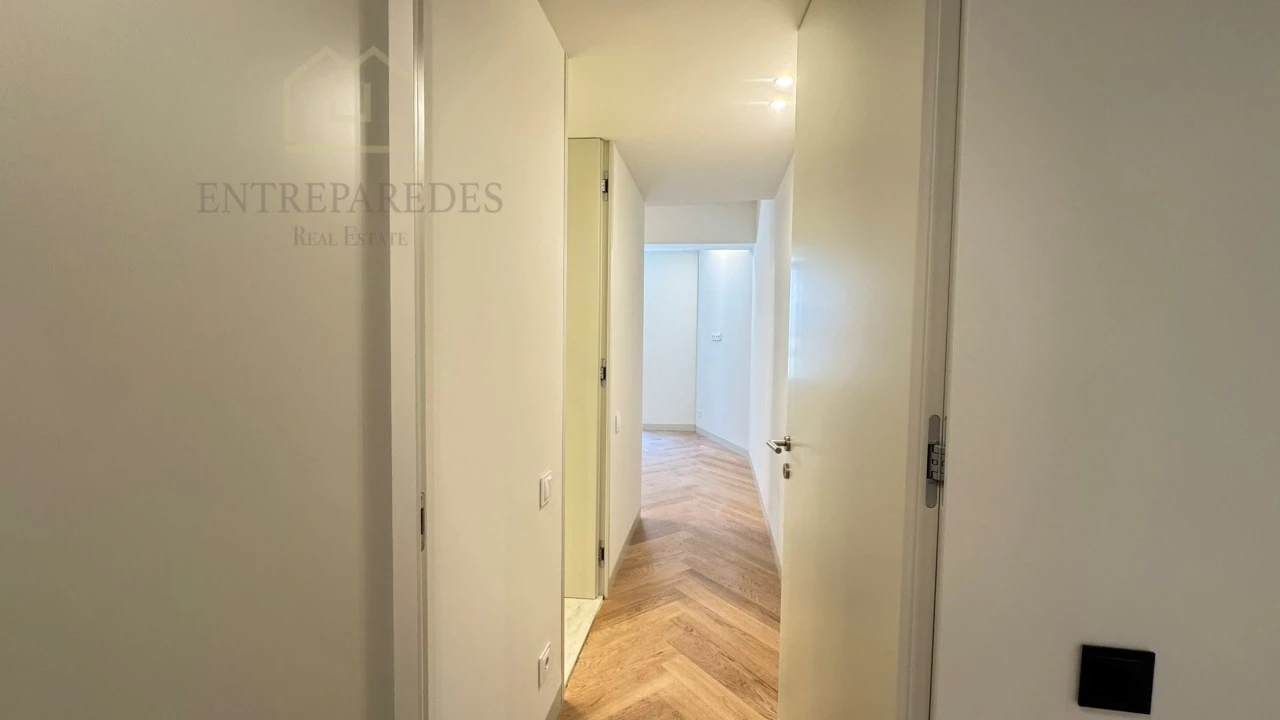 Apartamento T3 para Venda em Cedofeita, Santo Ildefonso, Sé, Miragaia, São Nicolau e Vitória Foto 57