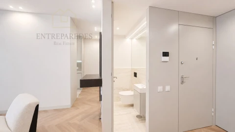 Apartamento T3 para Venda em Cedofeita, Santo Ildefonso, Sé, Miragaia, São Nicolau e Vitória