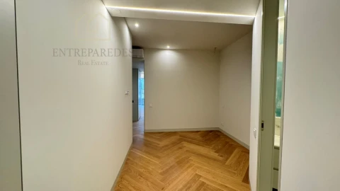 Apartamento T3 para Venda em Cedofeita, Santo Ildefonso, Sé, Miragaia, São Nicolau e Vitória