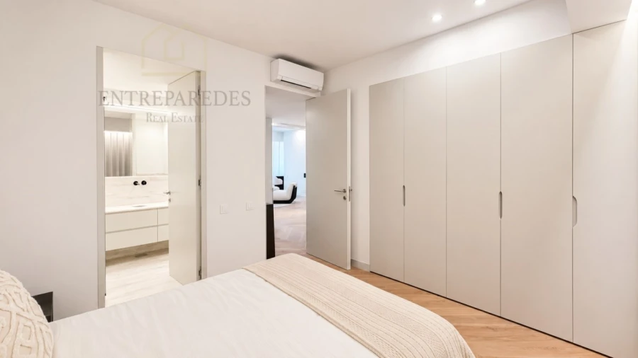 Apartamento T3 para Venda em Cedofeita, Santo Ildefonso, Sé, Miragaia, São Nicolau e Vitória Foto 15