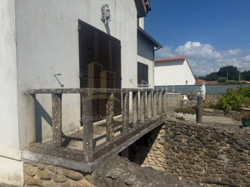 Moradia T3 para Venda em Valença, Cristelo Covo e Arão