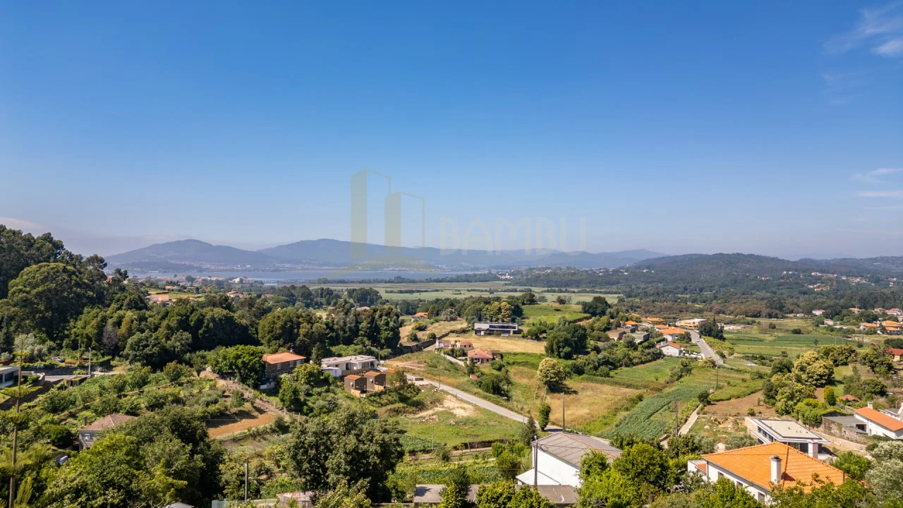 Quinta T2 para Venda em Venade e Azevedo Foto 5