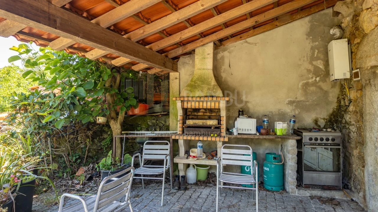 Quinta T2 para Venda em Venade e Azevedo Foto 8