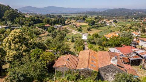 Quinta T2 para Venda em Venade e Azevedo