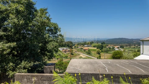 Quinta T2 para Venda em Venade e Azevedo
