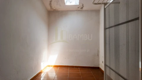 Quinta T2 para Venda em Venade e Azevedo